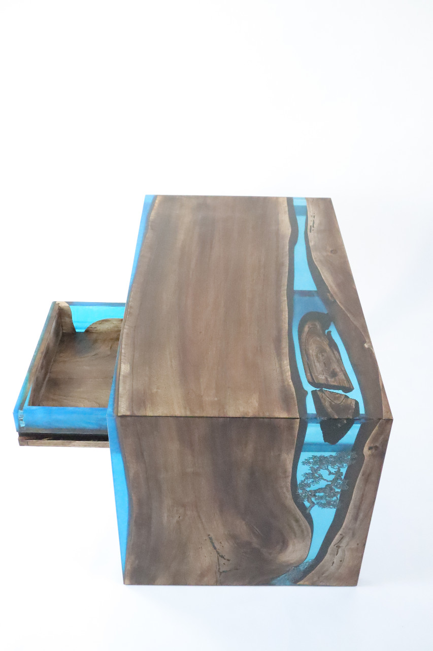 műgyanta asztal ajándék drótfa réz acél alumínium horgany-104.11